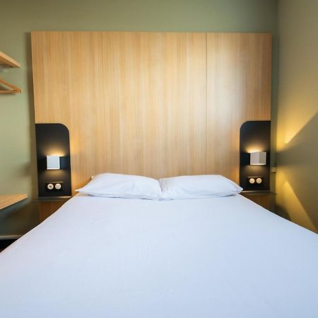 B&B Hotel Bordeaux Merignac Aeroport Exterior foto