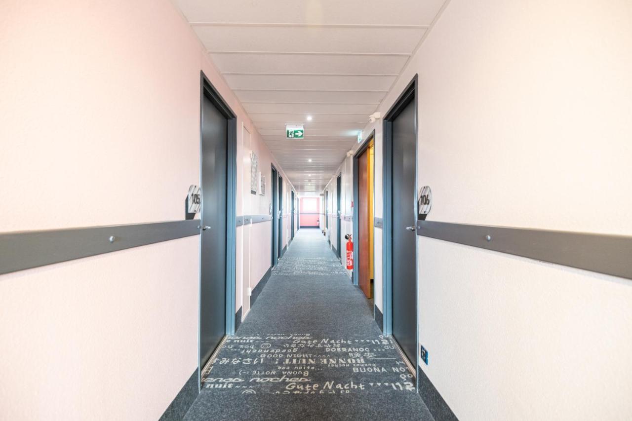B&B Hotel Bordeaux Merignac Aeroport Exterior foto